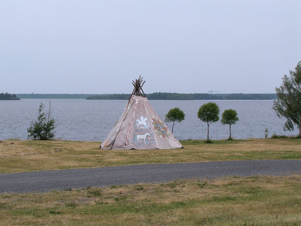Tipi vid malmhamnen