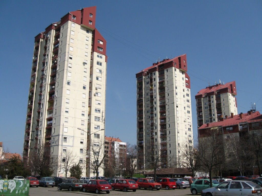 Tri kule na naselju Liman 4
