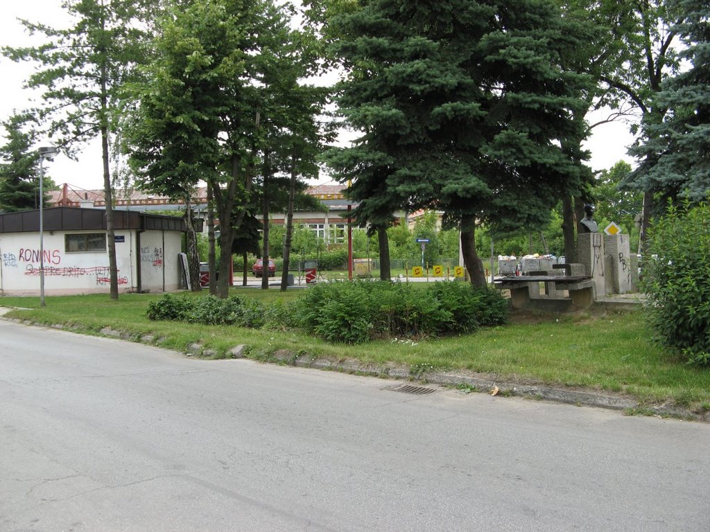 Kragujevac, Trg Skojevaca, benzinska pumpa Erdoglija