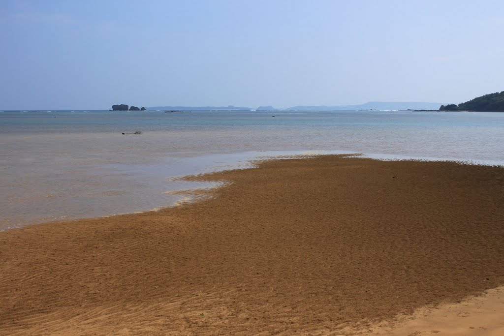金武湾／沖縄県国頭郡金武町