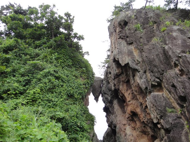 弁慶のはさみ石