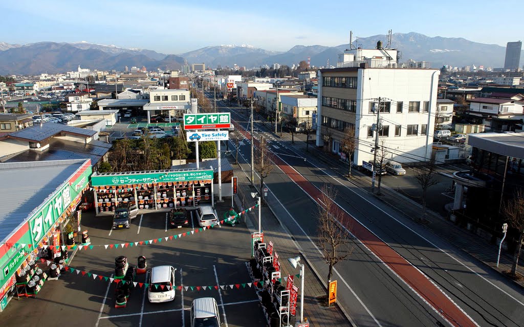人影や車の通行すら無い市街地