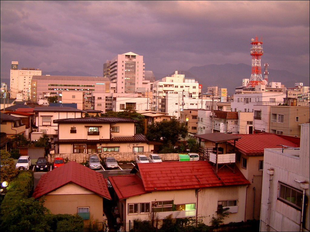 夕陽に染まる街並: Yamagata City Twilight