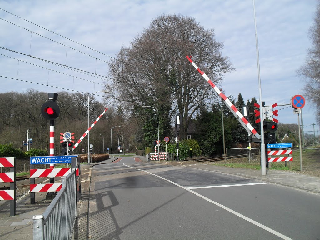 Spoorbomen dalen (april 2013)