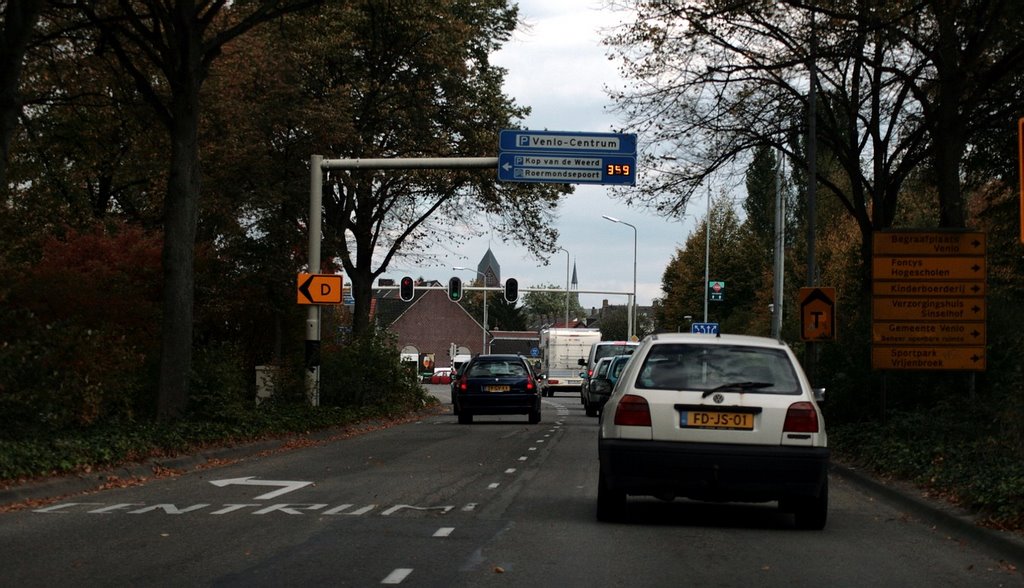 Venlo, Tegelsweg in richting centrum