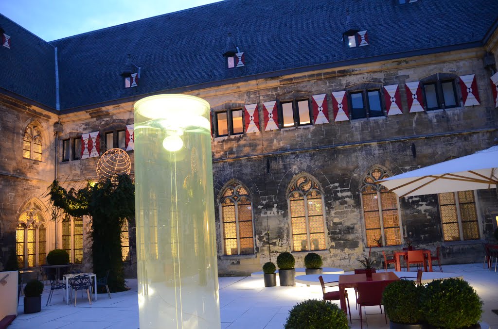 Sceneric waterart and lighteffects at Patio Kruisherenhotel Maastricht