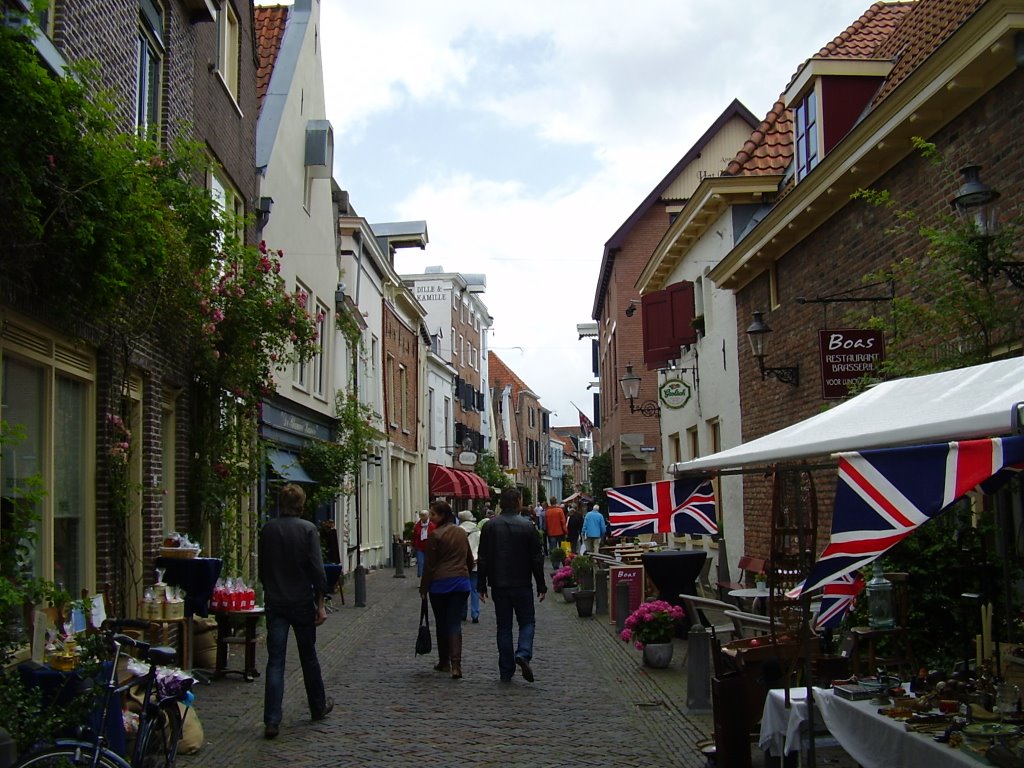 Curiosa en prullaria Walstraat