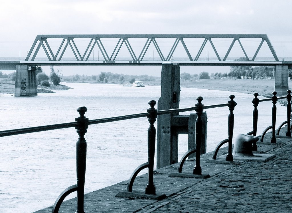 Deventer - Spoorbrug over de IJssel
