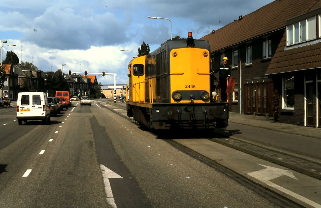 Locomotief op straat ! (sept. 1988)