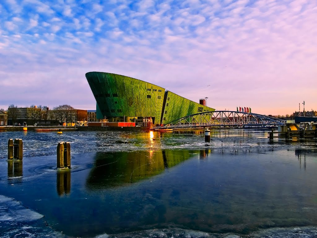 NEMO, Technologie-Museum in Amsterdam.