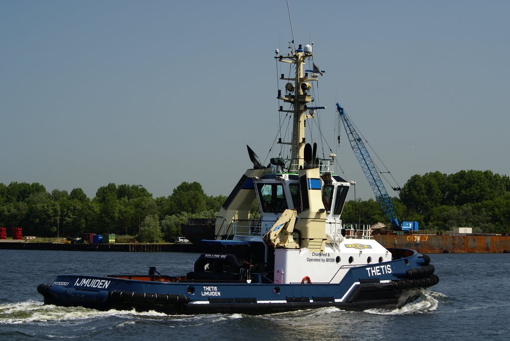 Sleepboot "Thetis" opweg naar......