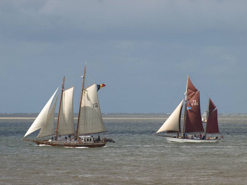 Mega-Sail vor Den Helder ...