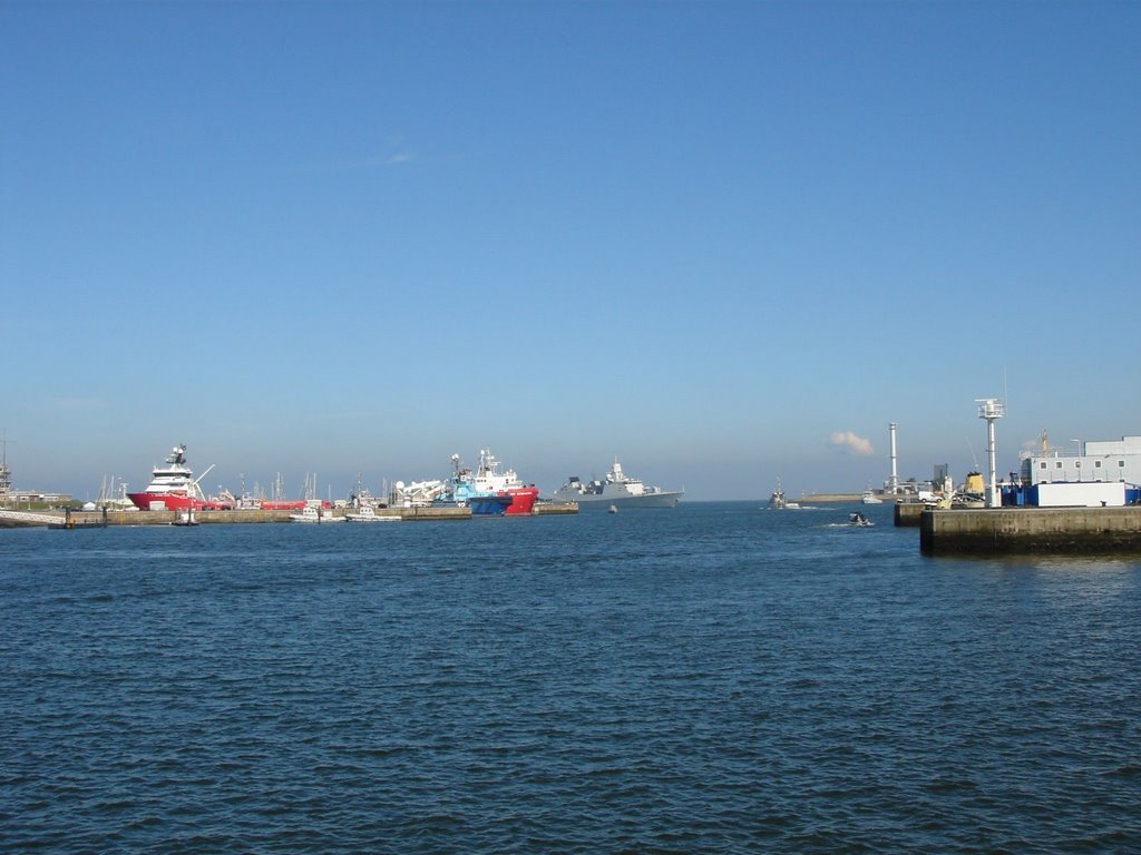 Den Helder - Het Nieuwe Diep - View ENE out of the Harbour