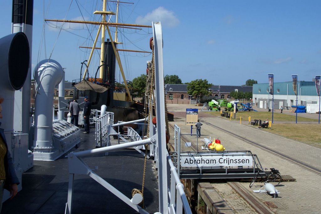 Den Helder - Hr.Ms.Abraham Crijnsen - View West