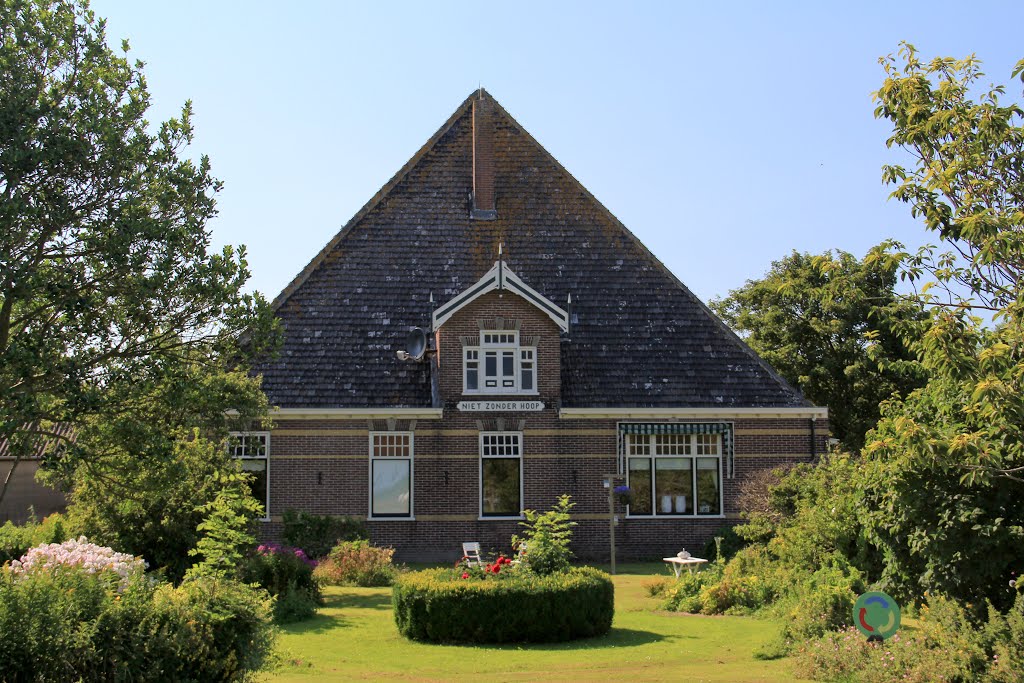 boerderij (farmstead),  "Nooit zonder hoop", Middenweg 11, Noordbeemster, Netherlands