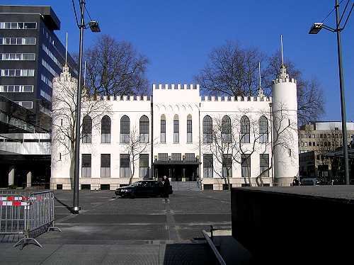tilburg raadhuis