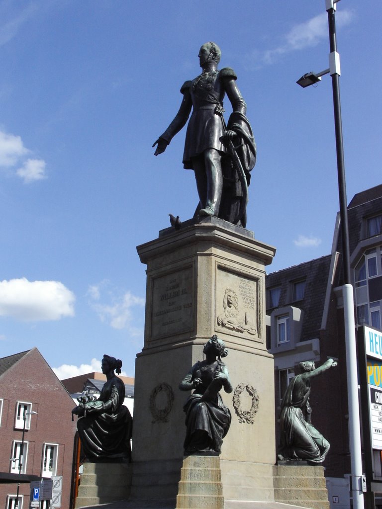 Statue of King William II - Heuvel - Tilburg NL