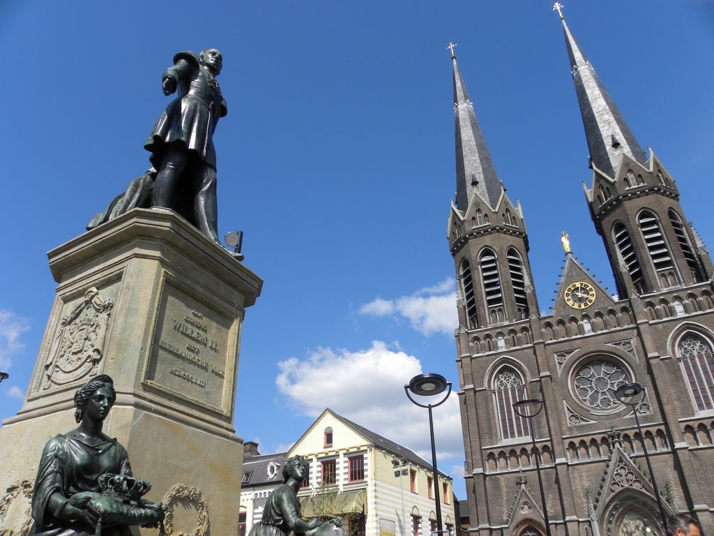 Statue King Willem II (new location) - Tilburg