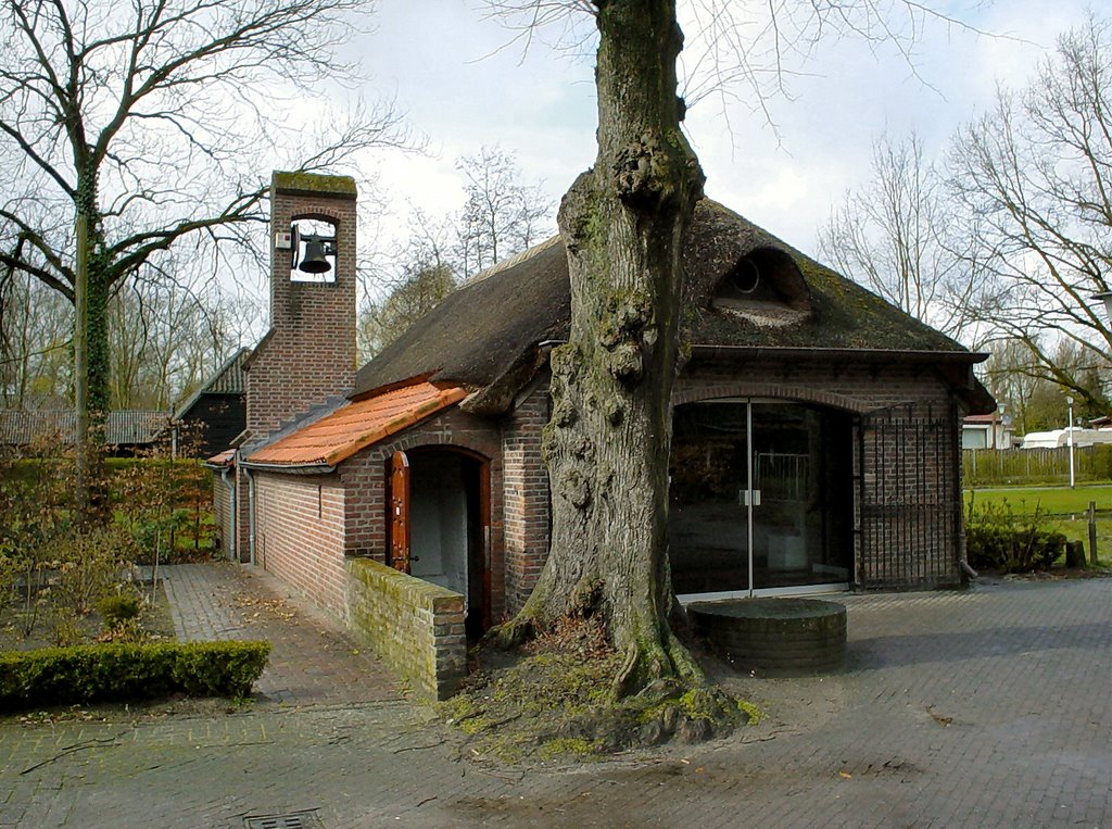 Kapel van Binderen (1941, voormalige schapenstal), Binderen, Helmond