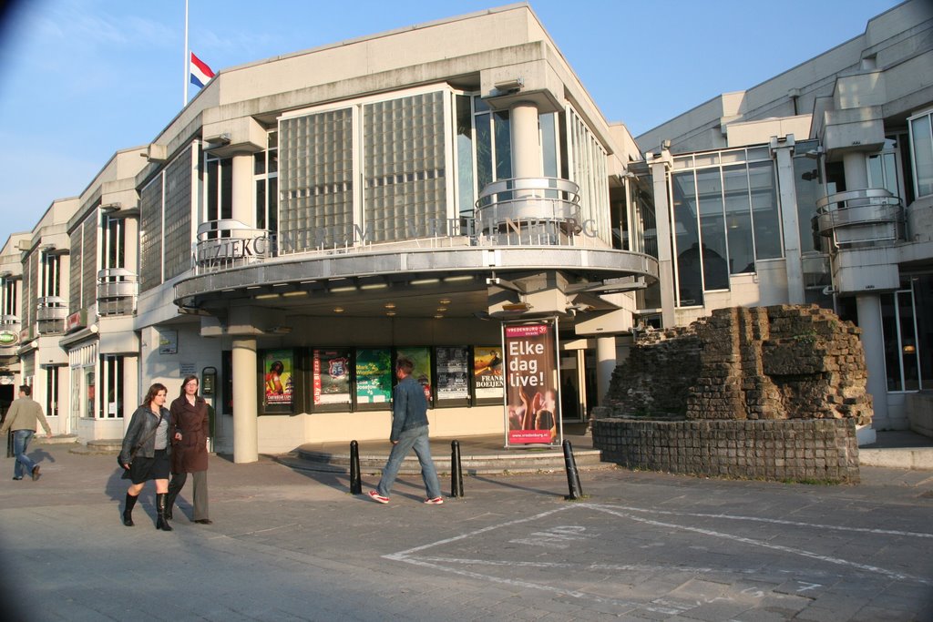 Former Music Center Vredenburg (1979-2008 by H. Hertzberger) and remnant Castle Vredenburg (1529-1577); Utrecht, may 2007