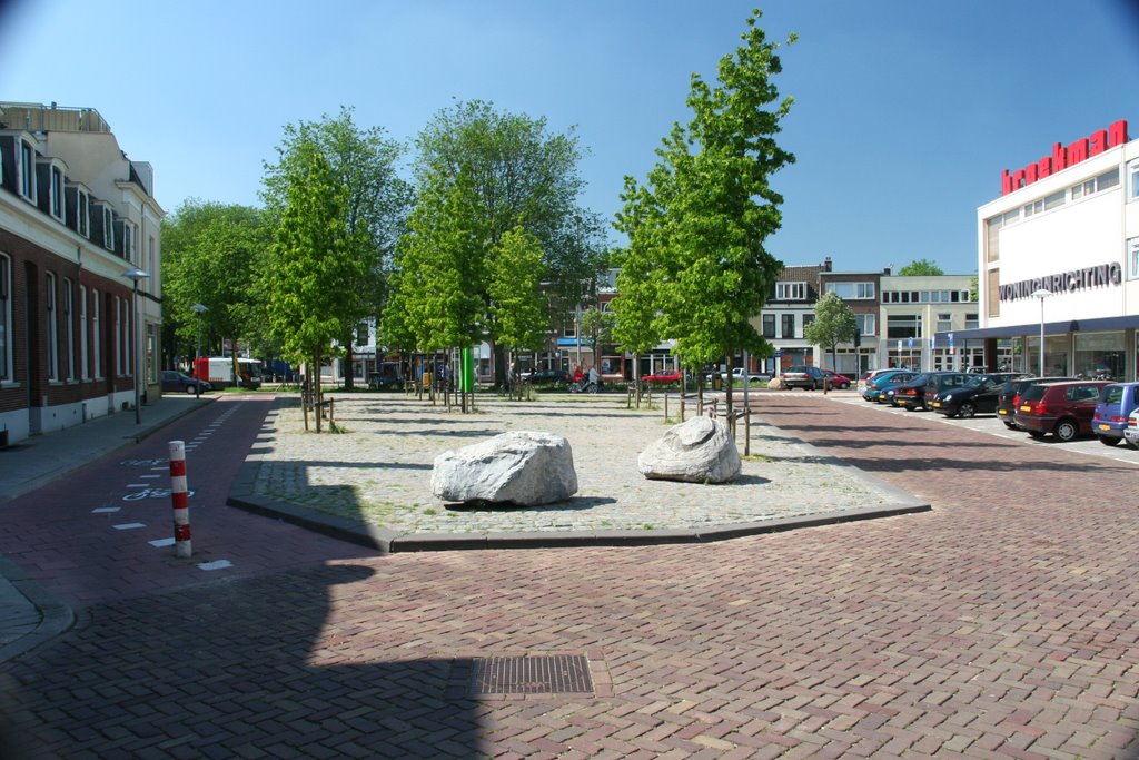 Keien aan het Herenwegplein; Pijlsweerd Zuid in Utrecht