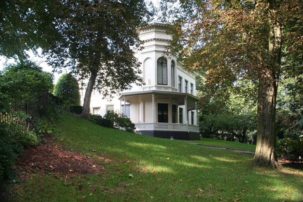 Villa in het Zocherpark, Zomer