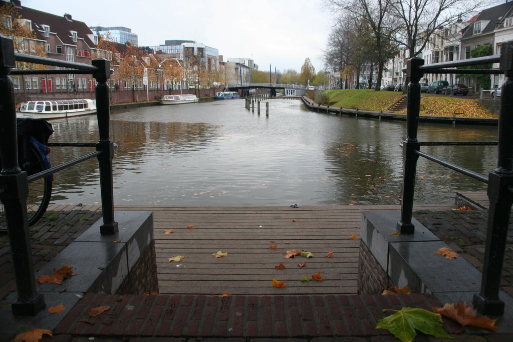 Herstelde Weerdsingel vanaf de Bemuurde Weerd Oostzijde, Utrecht