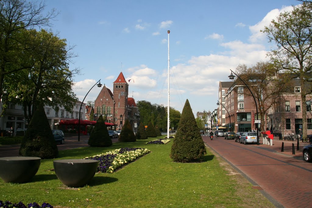 Voormalig gemeentehuis vanaf Het Rond, Zeist.