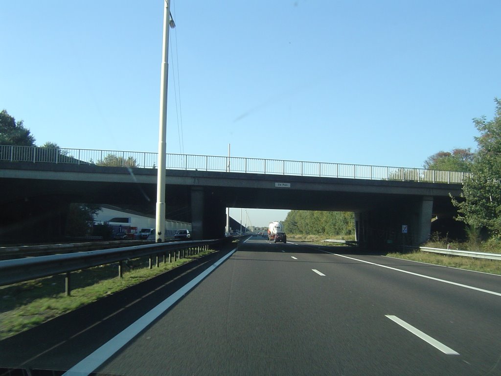 Snelweg A28, viaduct De Pan nabij Zeist