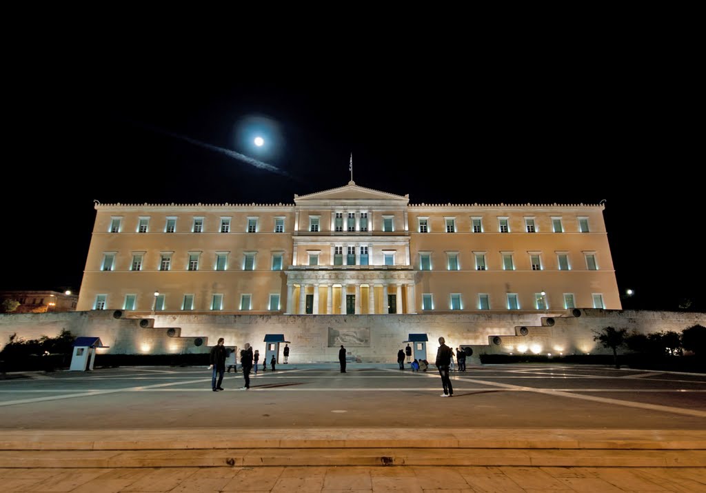 The Greek Parliament: The threat of the Moon