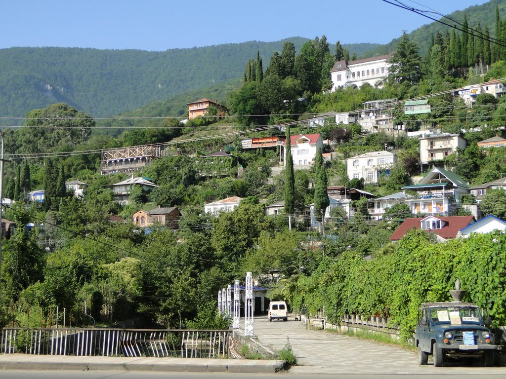 Гагра. Проспект Нартаа