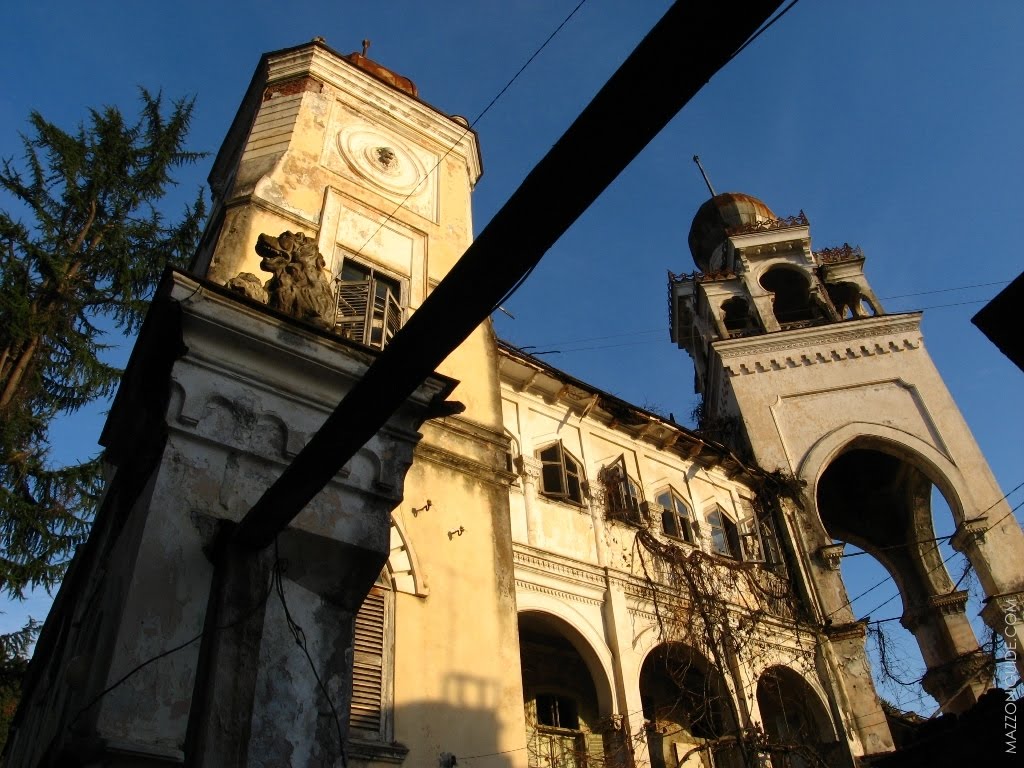 Дом Алоизи - Aloizi house