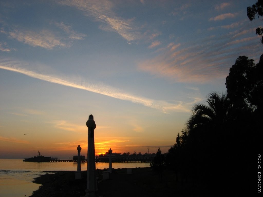Закат на набережной Сухума - Sunset on Sukhum quay