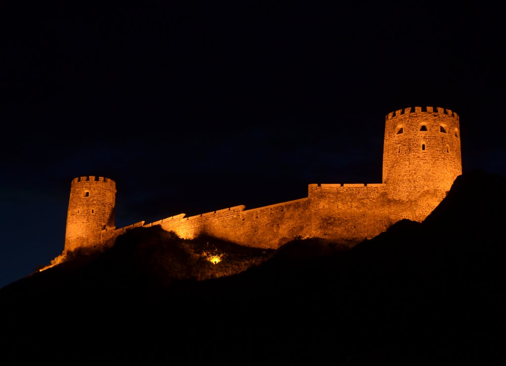 Orange lights in Rabati fortress