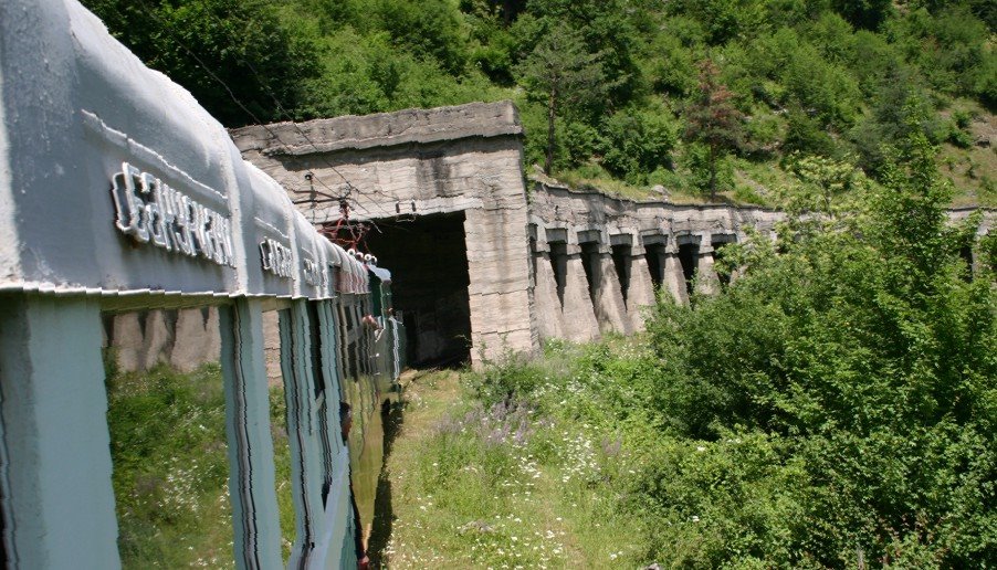 Pályavédmű Borjomi mellett - Near Borzhomi
