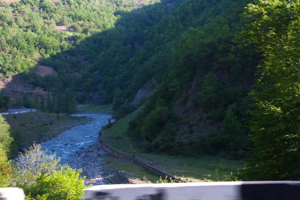 Горная река