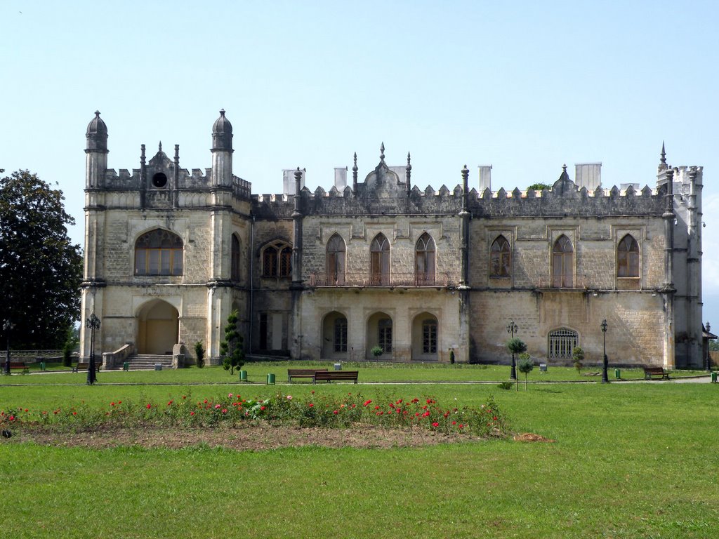 Zugdidi, Dadiani Palace