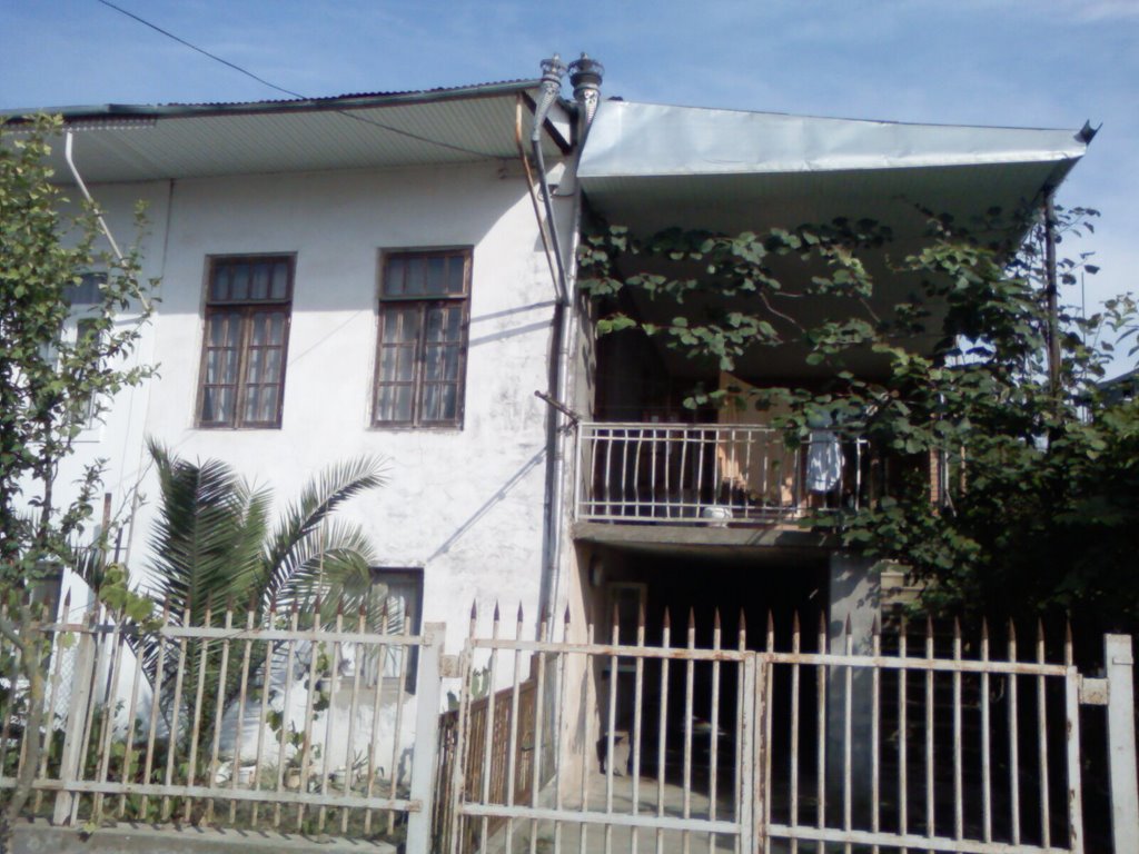 POTI,TIKOS HOUSE