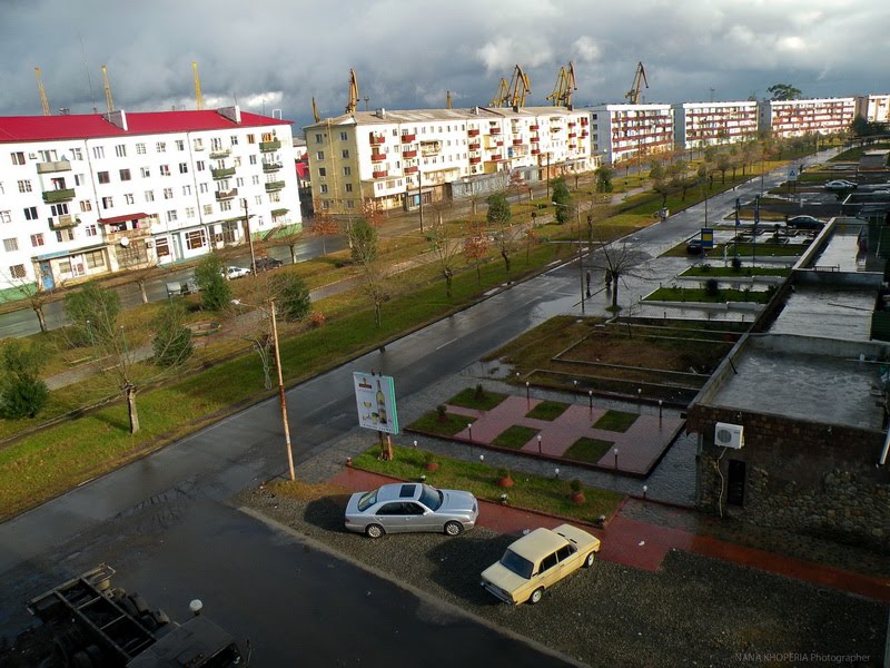 9 Aprilis Heivani, Gvinis Saxli