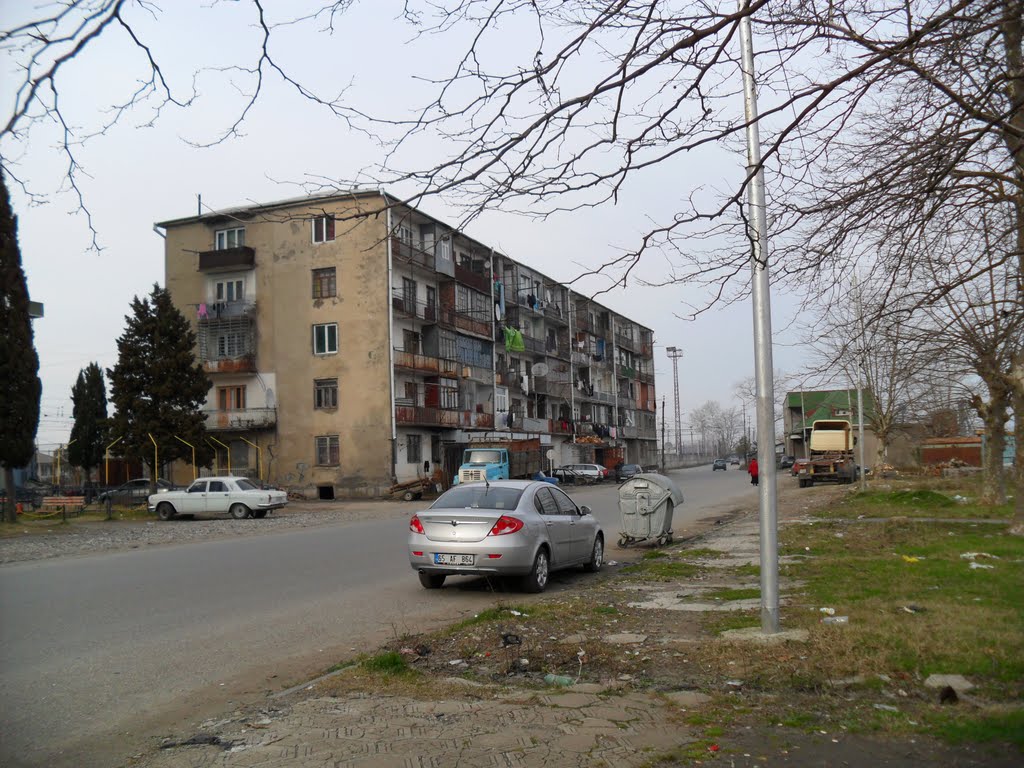 POTI AN OLD APARTMAN