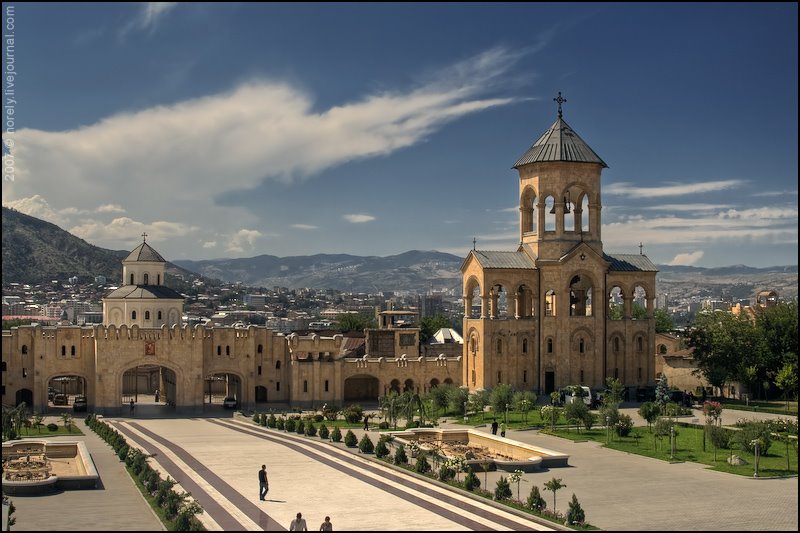 Кафедральный собор - Sameba Cathedral