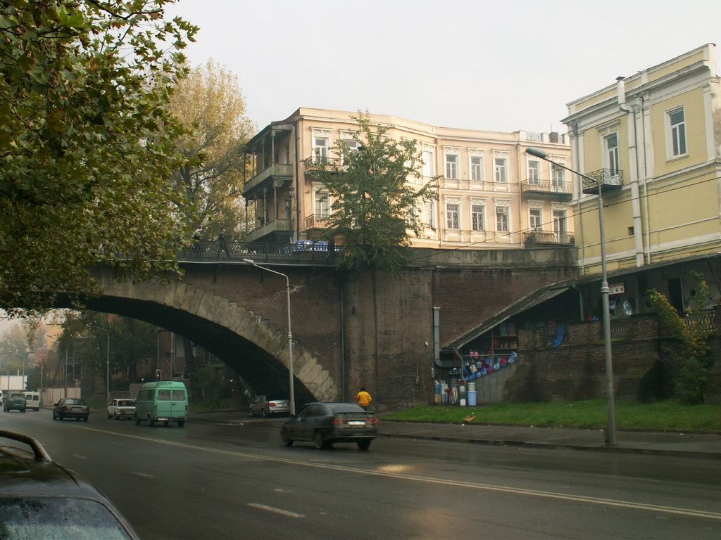 Dry bridge