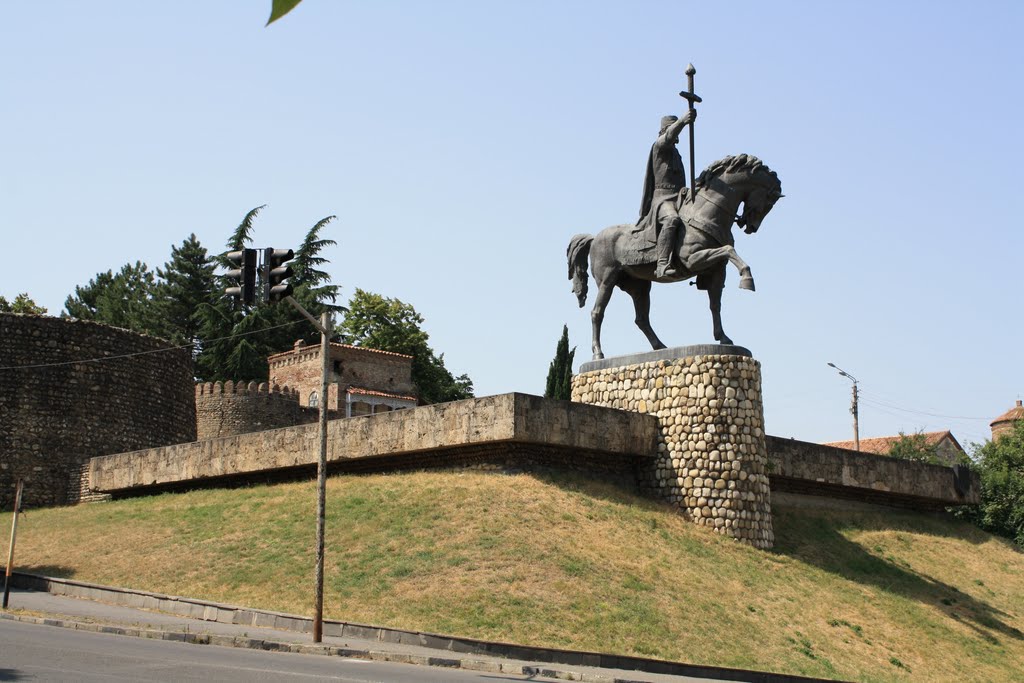 Телави. Памятник Ираклию II.