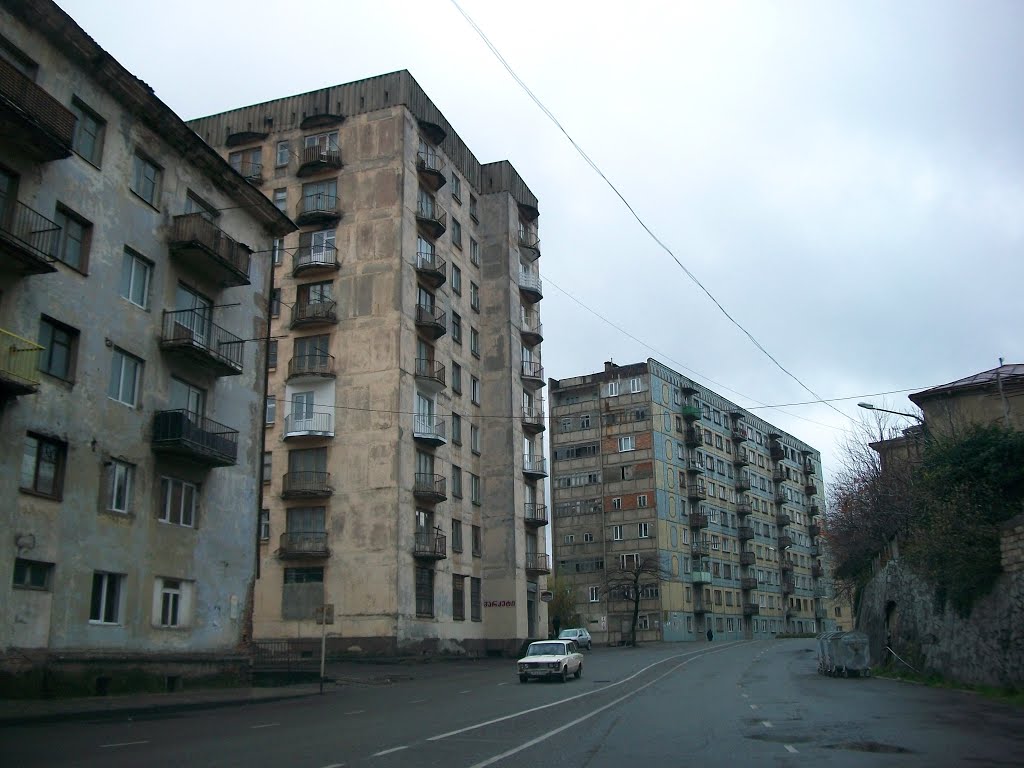 Living blocks in Tkibuli main street