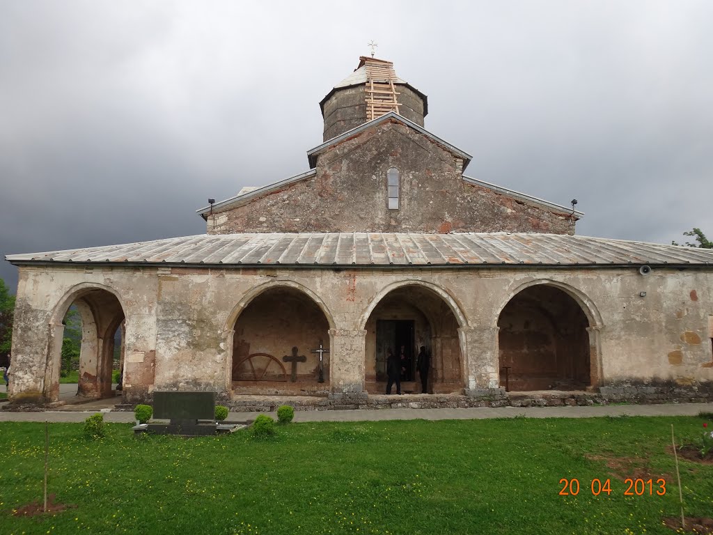 წალენჯიხის ეკლესია