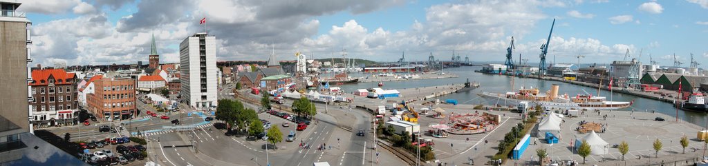 Århus panorama from the roof of Europaplads 16, by Per Allan Nielsen