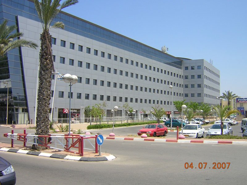 Eyzor Tasiya Cfoni