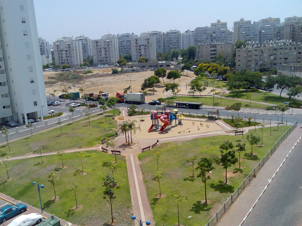 park - arlozorov st.