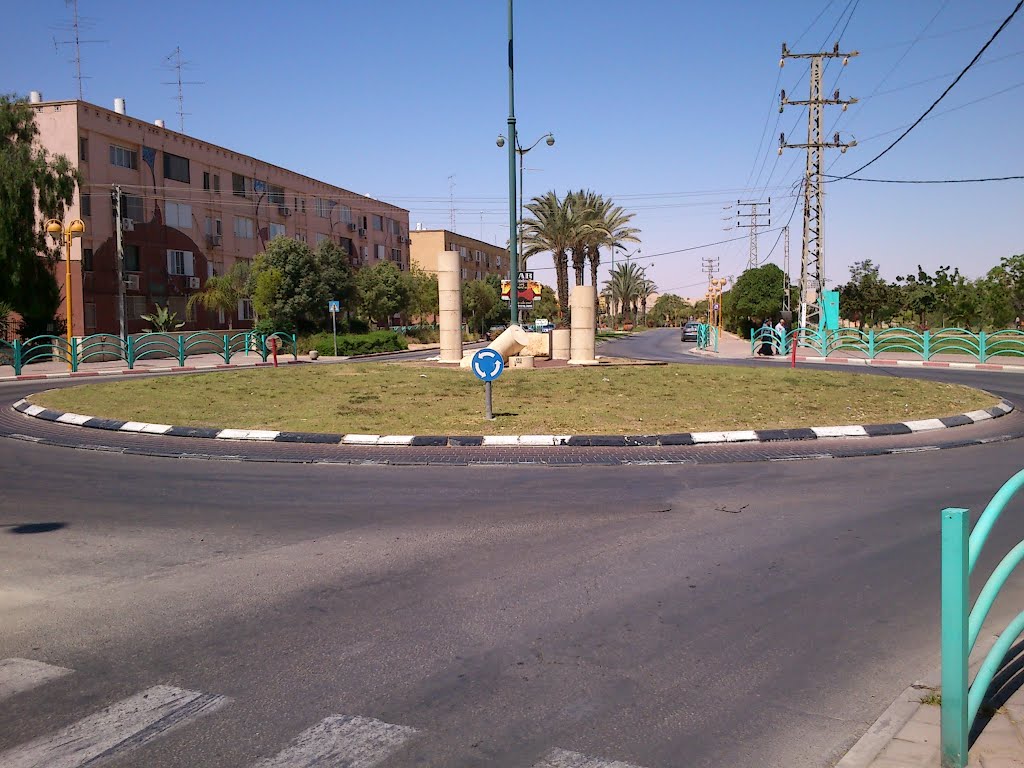 Hertzel - HaAtzmaut square, Dimona