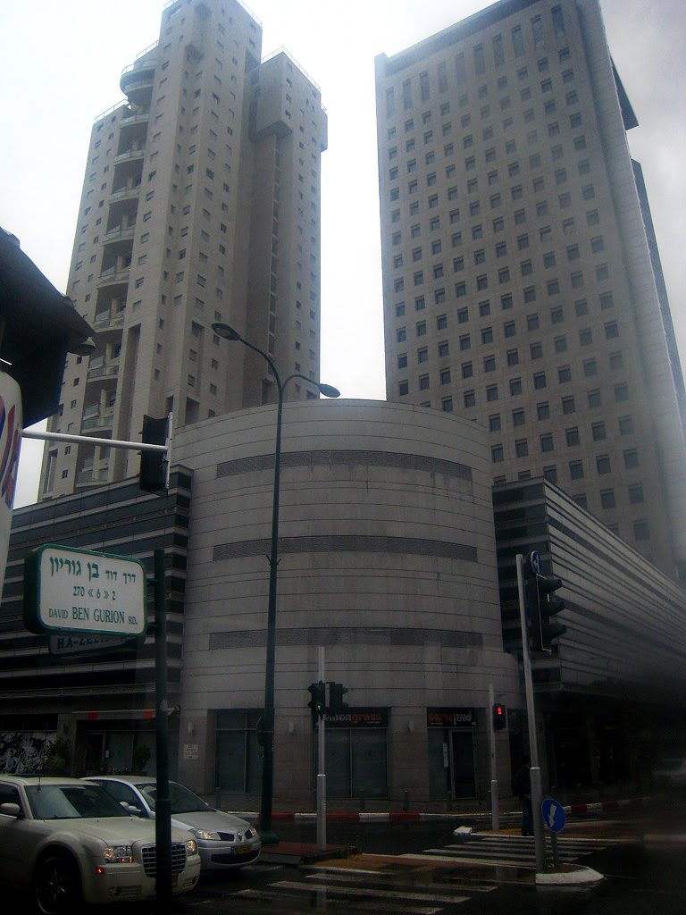 Bnei Brak mall